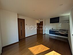 ジュ・マルティII 101 1階2LDKのリビング/ダイニング