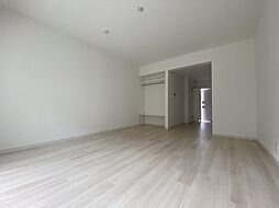 グレイシャスハシモト 304 1階ワンルームのリビング/ダイニング