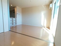 セジュールウィット・キャンベル 101 1階1LDKのリビング/ダイニング