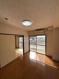 北総鉄道 北国分駅 徒歩13分の賃貸マンション 4階2LDKのリビング/ダイニング