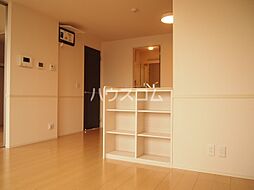 ラシャス 2階1LDKのリビング/ダイニング