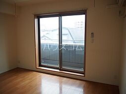 JR総武線 本八幡駅 徒歩8分の賃貸マンション 1階1Kのリビング/ダイニング