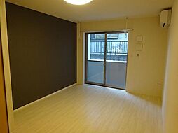 フォレストガーデン 102 1階1Kのリビング/ダイニング