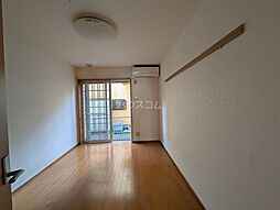 クレストホームズ本八幡 1階1Kのリビング/ダイニング