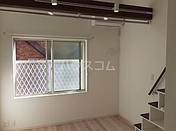 ハーミットクラブハウスキアーヴェIIIB棟 202 2階ワンルームのリビング/ダイニング