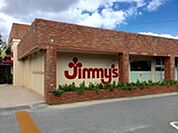 【喫茶店・カフェ】(株)ジミーアイランドグリル那覇店まで428ｍ
