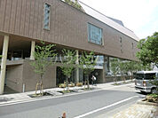 【その他】町田市立鶴川駅前図書館まで140ｍ