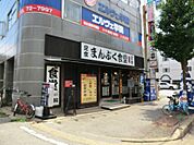 【和風料理】まんぷく食堂大久保店まで430ｍ