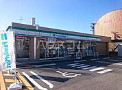 【コンビニエンスストア】ファミリーマート春日井高蔵寺店まで438ｍ