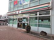 【コンビニエンスストア】セブン-イレブン北名古屋西春駅前店まで1153ｍ
