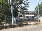 【中学校】佐野市立西中学校まで2180ｍ