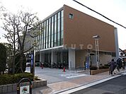 【図書館】吹田市立千里丘図書館まで179ｍ