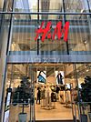 【その他】H&M SHINJUKU(シンジュク) 新宿店まで761ｍ