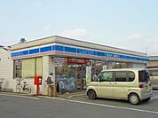 【コンビニエンスストア】ローソン和光下新倉店まで64ｍ
