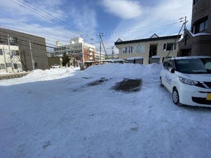 画像30:駐車場