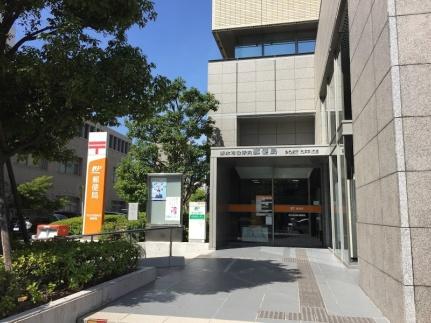 画像8:茨木市役所内郵便局(郵便局)まで498m