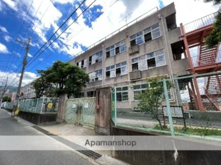 画像18:東大阪市立義務教育学校　池島学園　前期課程校舎(小学校)まで303m