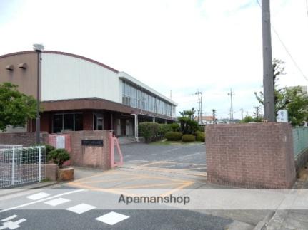 画像8:岡山市立芳明小学校(小学校)まで448m