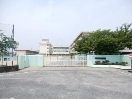 画像17:岡山市立芳泉小学校(小学校)まで443m