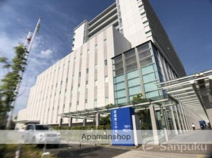 画像17:愛媛県立中央病院(病院)まで423m