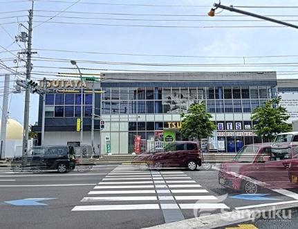 画像18:ＴＳＵＴＡＹＡ　松山中央店(レンタルビデオ)まで298m