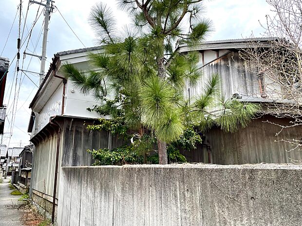 蔵もあるので、荷物が多くても安心ですね！